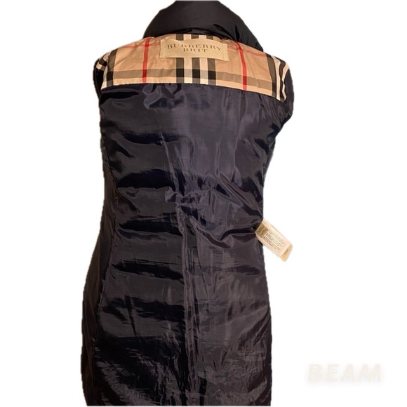 Authentic Burberry Down Coat Size M - Picture 4 of 15